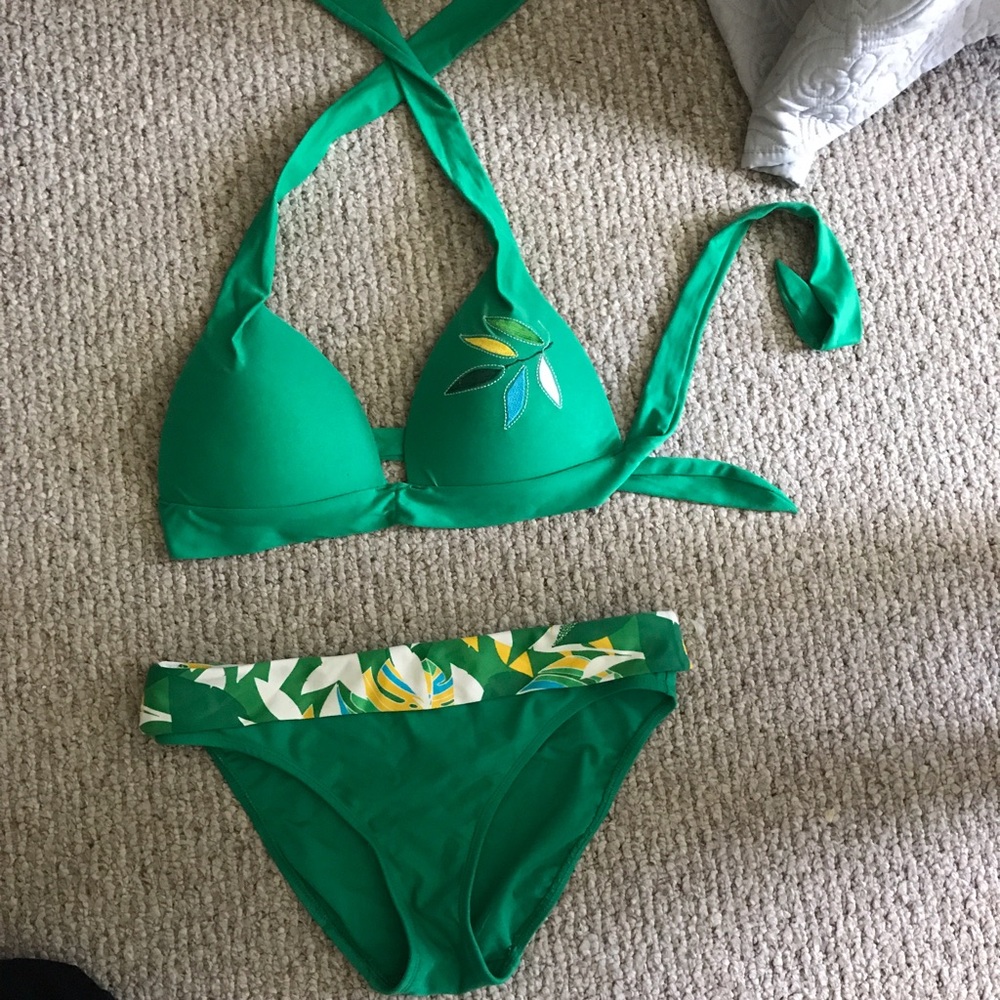 Halter bikini