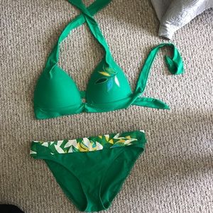 Halter bikini