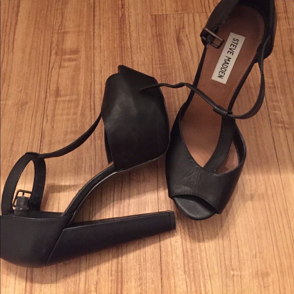 Steve Madden platform heels