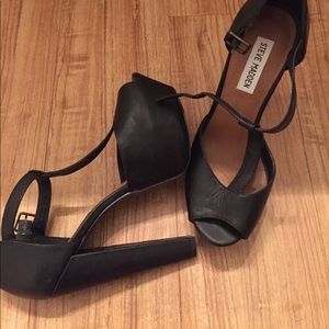 Steve Madden platform heels