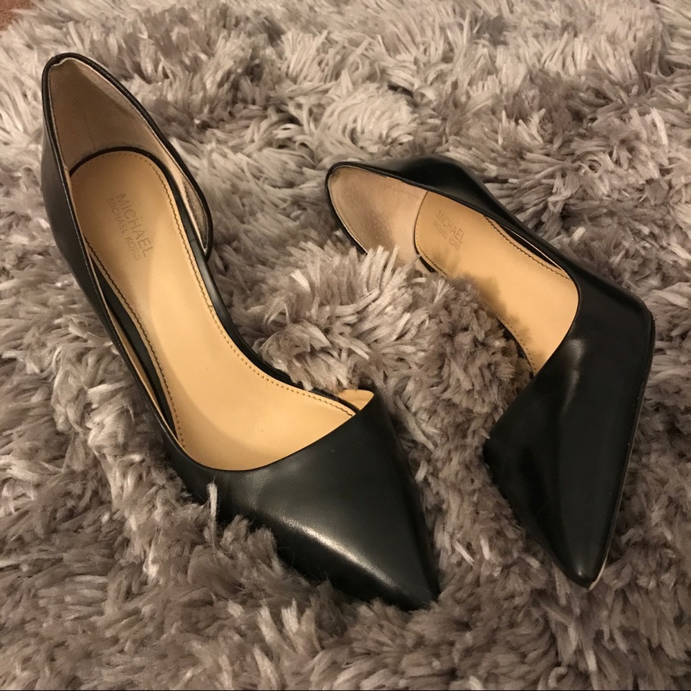 Michael Kors "Julieta" d'Orsay pumps 🔥👠🔥👠🔥