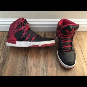 Adidas Art red black sneakers size 6