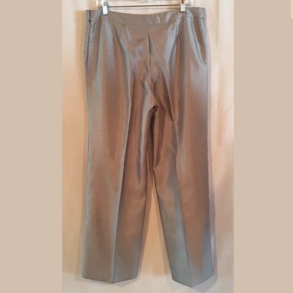 Sold - Picture 6 of 8