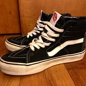 Black Vans Classic High Tops
