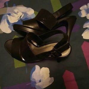 Black sling backs heels!