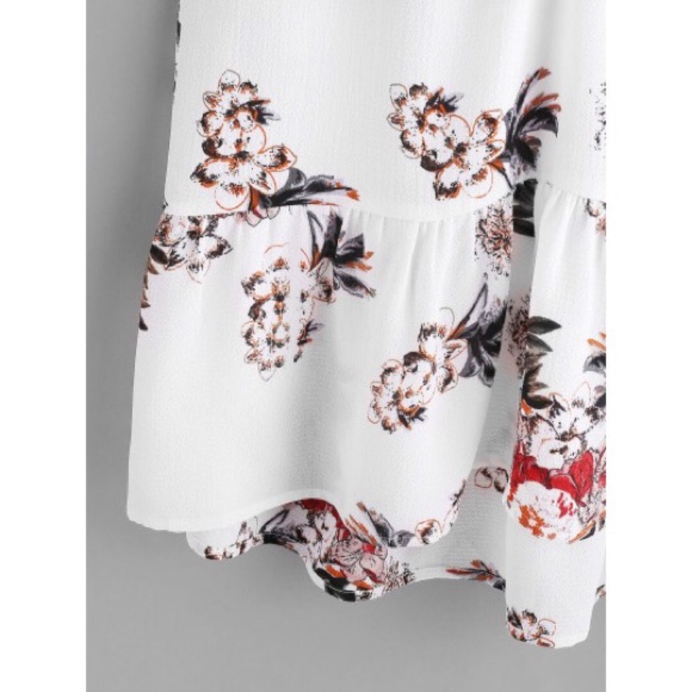 ✨3xHP✨Flower Keyhole Self Tie Back Peplum Cami✨ - Picture 4 of 4