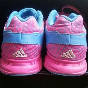 Girl size 1 Addidas in GREAT condition