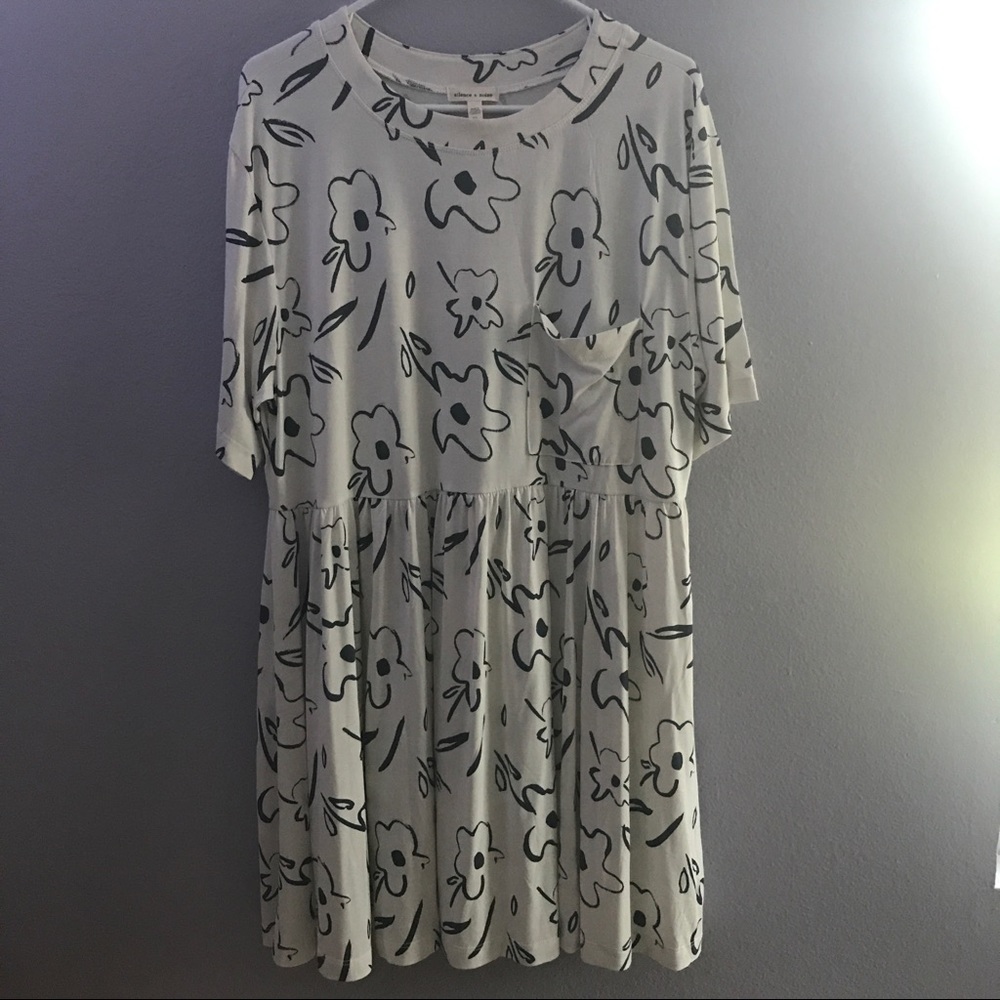 New Babydoll midi dress, with quirky flower print.