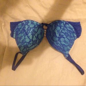 Victoria secret bra 34B