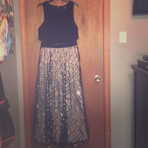 Prom/formal Dress size 13