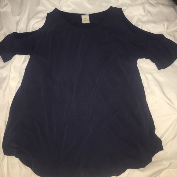 cold shoulder top - Picture 2 of 2