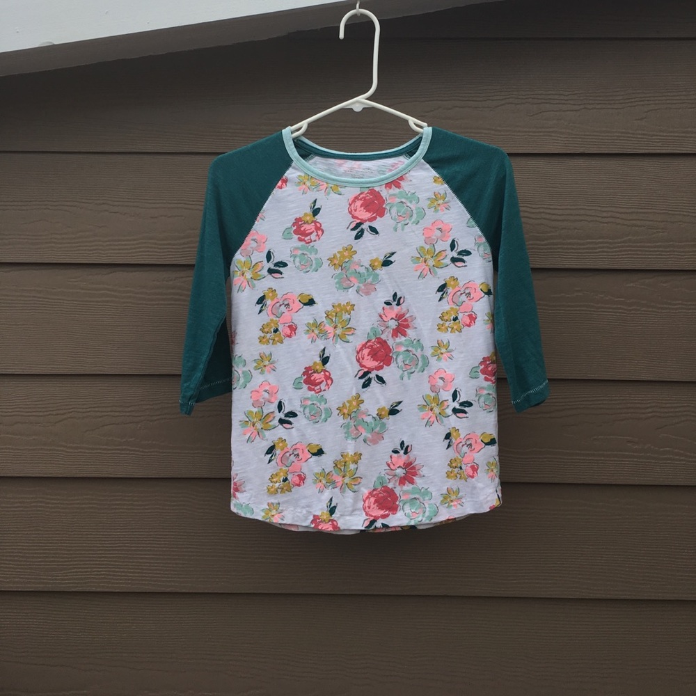 Floral 3/4 sleeve t-shirt
