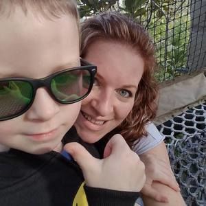 Meet your Posher, Sandy