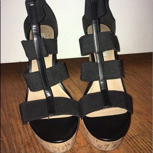 Black strap wedges