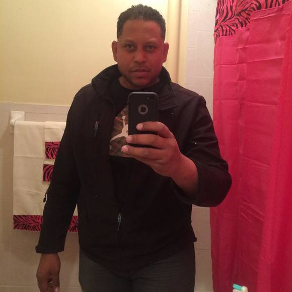 Meet your Posher, Juan - Picture 1 of 1