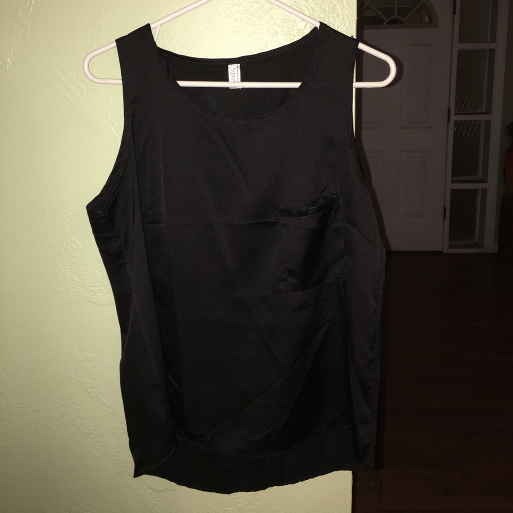 Blouse - Picture 2 of 3