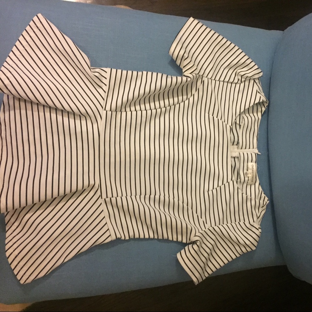 OXFORD CIRCUS PEPLUM TOP - Picture 1 of 4