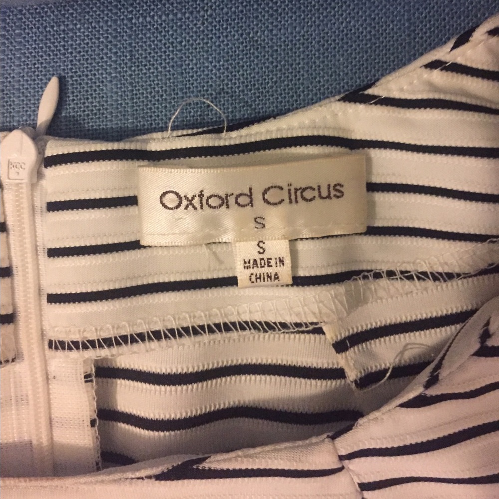 OXFORD CIRCUS PEPLUM TOP - Picture 2 of 4