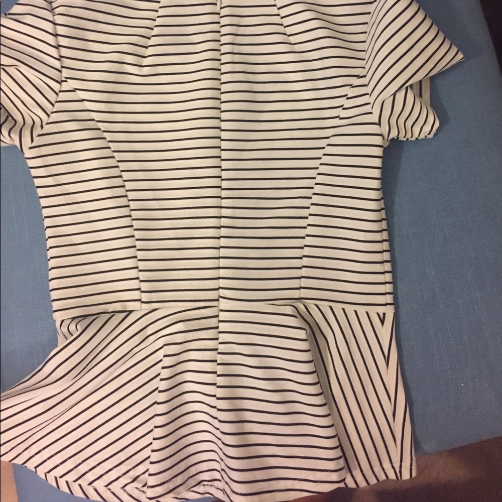 OXFORD CIRCUS PEPLUM TOP - Picture 4 of 4