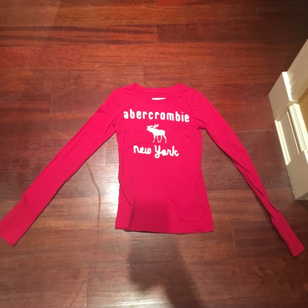 Red T shirt
