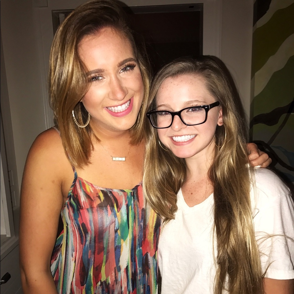 Meet your Posher, Emma