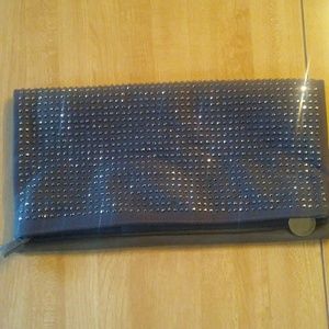 Rampage Gray Clutch