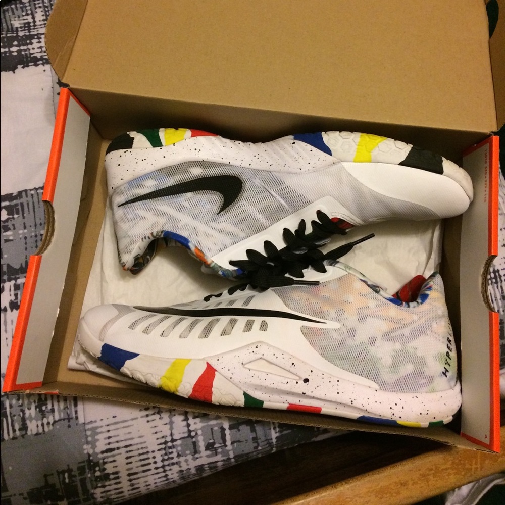 Nike hyperlives