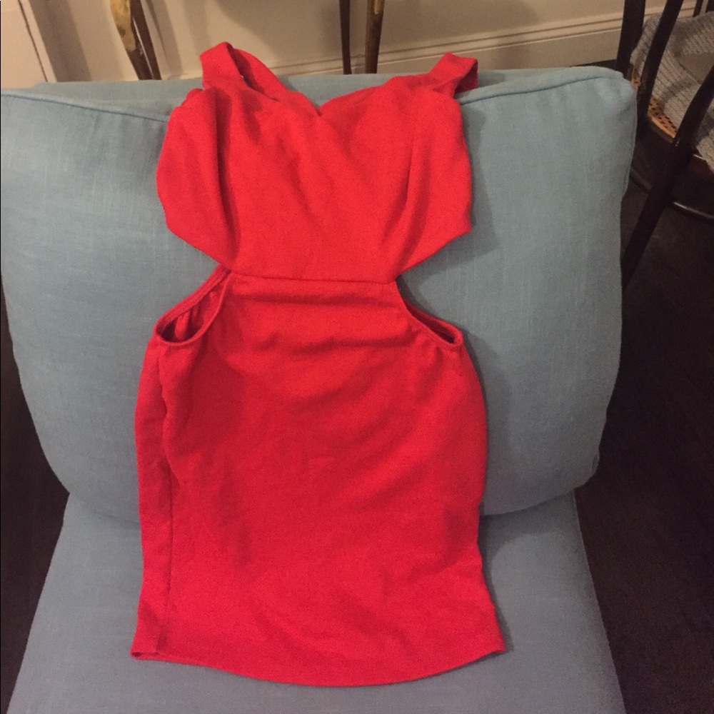 HOT RED MINI CUT OUT BODY CON