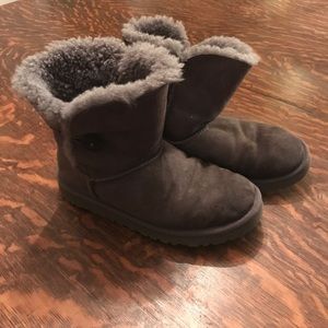 Grey button Ugg boots size 6