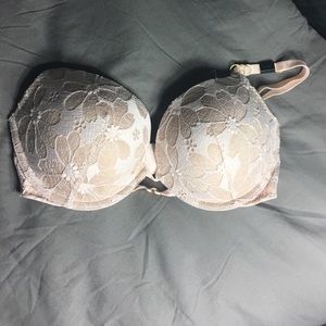 Victoria's Secret padded bra