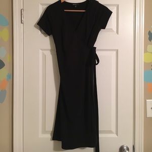 Black Gap Maternity wrap dress - SZ XS
