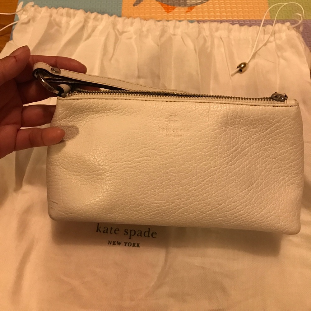 Kate spade white leather wristlet