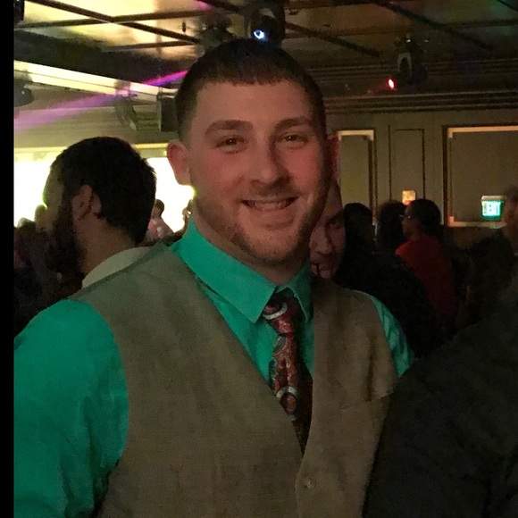 Meet your Posher, Carlo - Picture 1 of 1