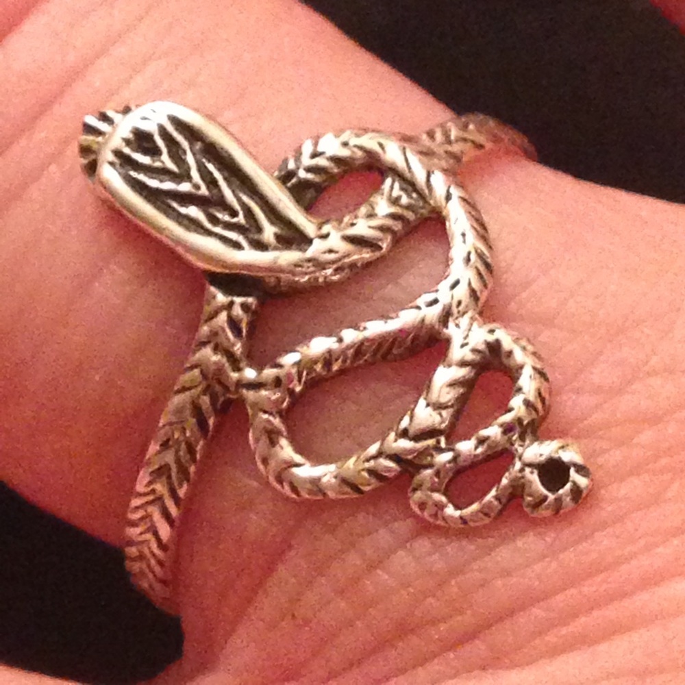 🔥COOL! Solid .925 Silver (stamped ) Snake Ring 8