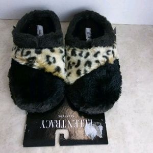 Small Clog Slippers Black Size Small (5-6)