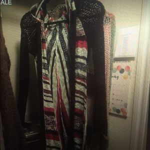 Long sleeve hooded fringed jacket