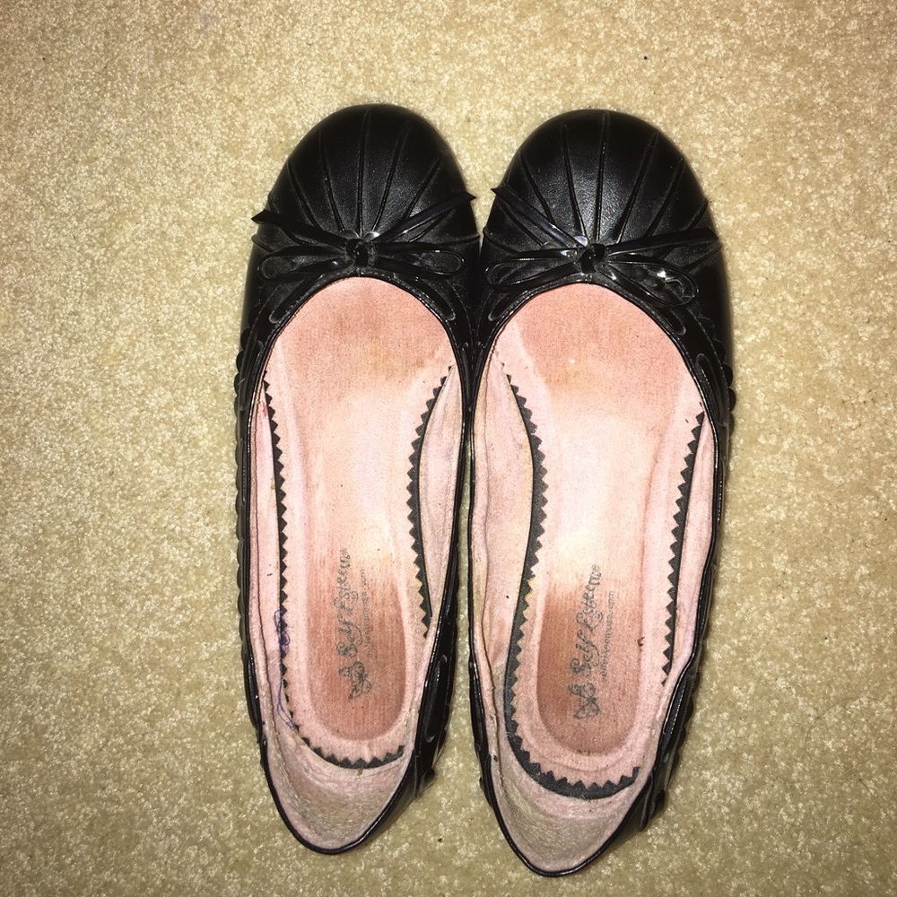 Black flats, size 4 kids