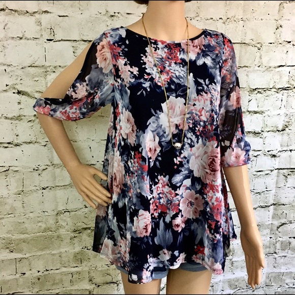 Navy floral off shoulder - Picture 5 of 6