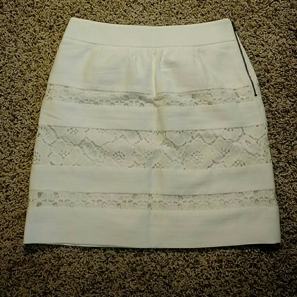 LOFT Dresses & Skirts - White lace panel skirt