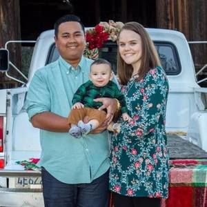 Meet your Posher, Lorin