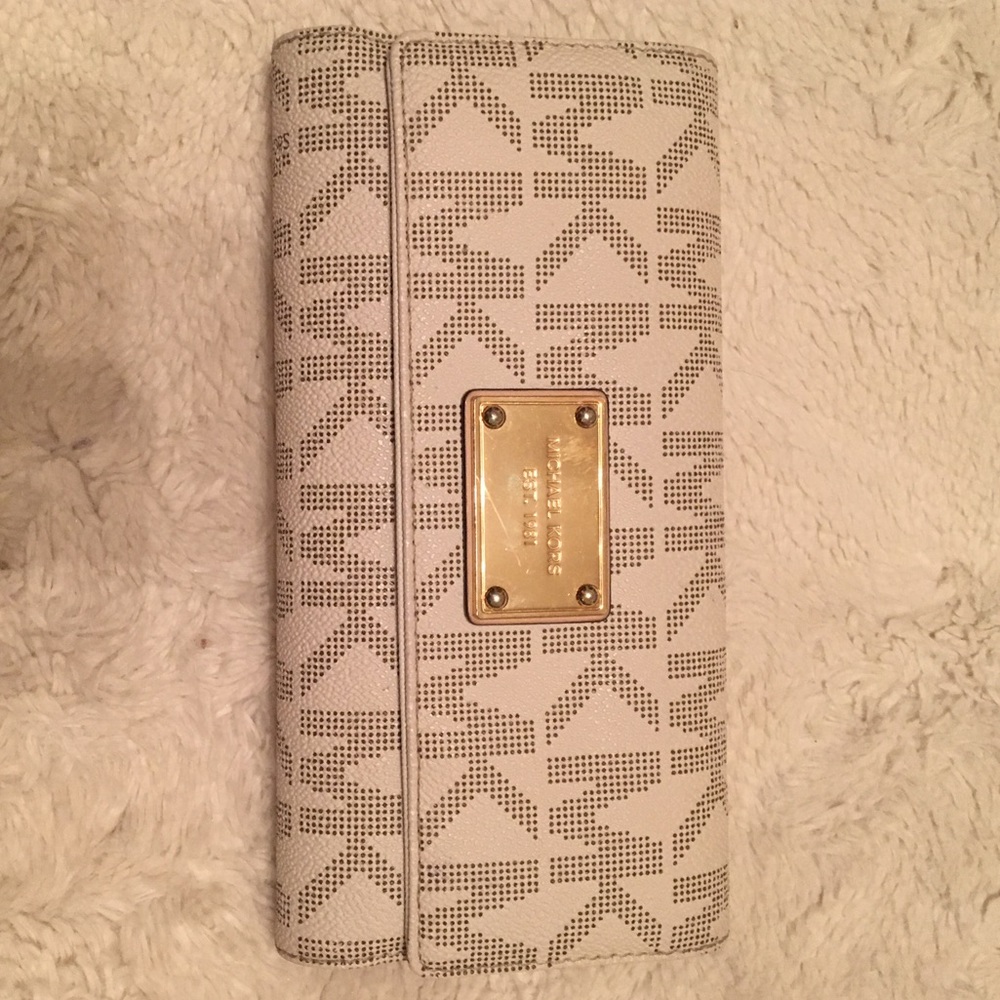 Michael Kors wallet