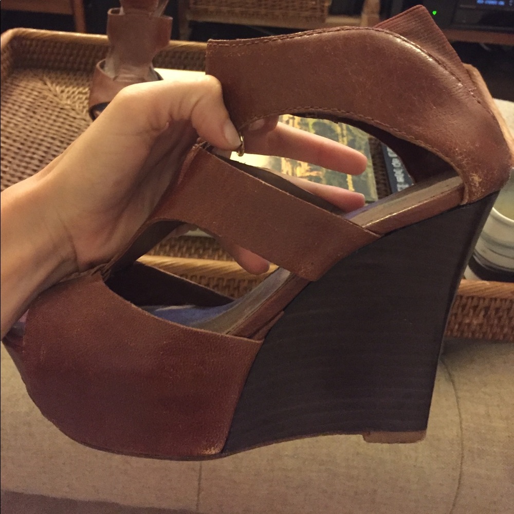 7 for All Man Kind leather Wedge - Picture 3 of 4