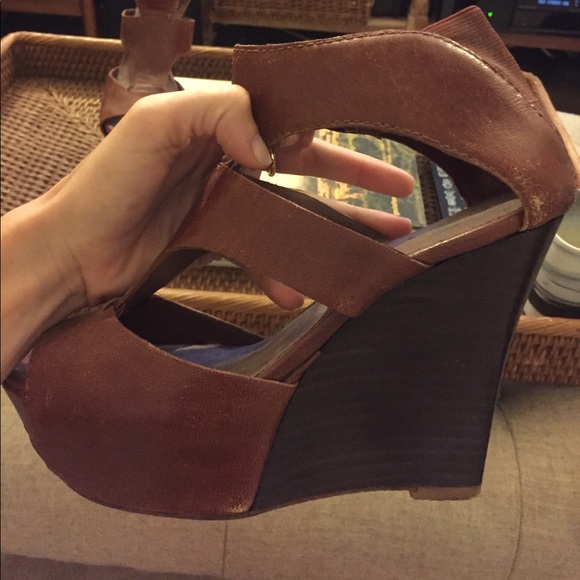 7 for All Man Kind leather Wedge - Picture 3 of 4