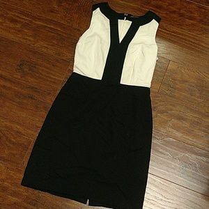 Banana Republic - Ivory and Black Dress