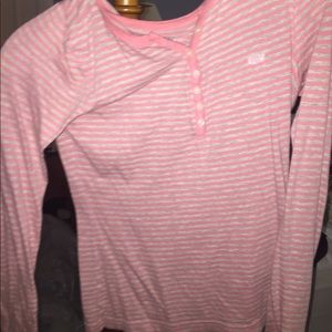 Vineyard vines striped shirt