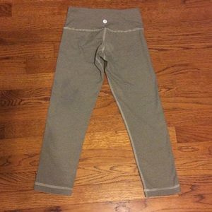 lululemon athletica Wunder Under Crop