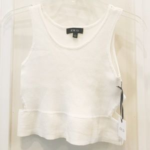 White crop top (NWT)