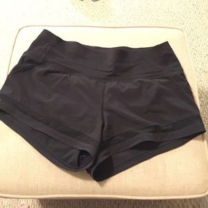 Lululemon Black Pace Perfect Short 3"