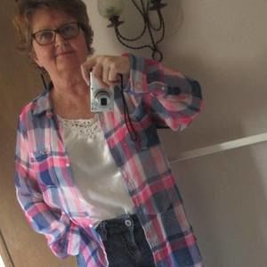 Meet your Posher, Delores