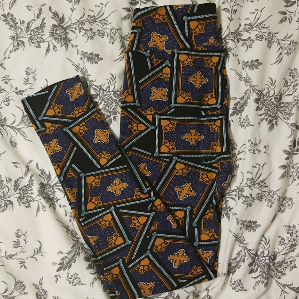Lularoe OS  Card Leggings